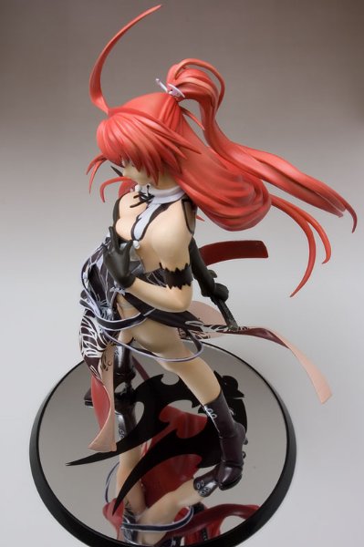 尘骸魔京  依格妮丝 