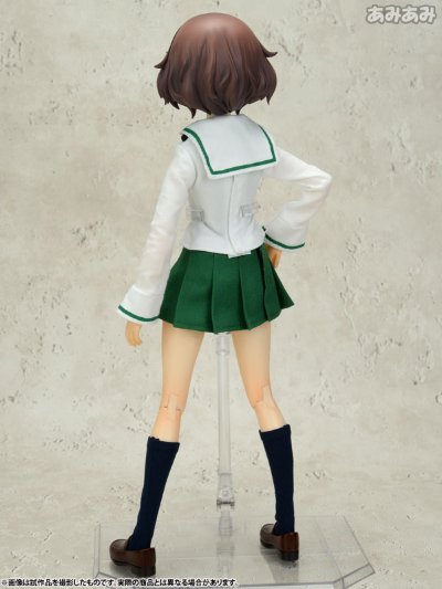 REAL ACTION HEROES No.690 RAH 少女与战车 秋山优花里