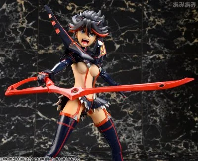 REAL ACTION HEROES No.664 RAH 纏流子（神衣・鮮血Ver.）（初回生産限定：「片太刀鋏 武滾流猛怒」 付）