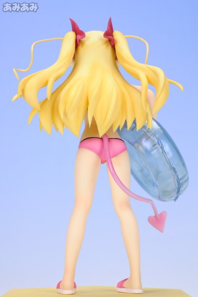 BEACH QUEENS  露蒂的玩具！ 亚斯塔露蒂・尤各瓦尔