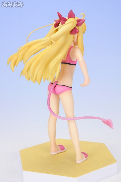 BEACH QUEENS  露蒂的玩具！ 亚斯塔露蒂・尤各瓦尔