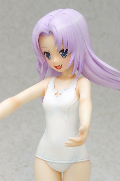 BEACH QUEENS 我的朋友很少  高山玛利亚