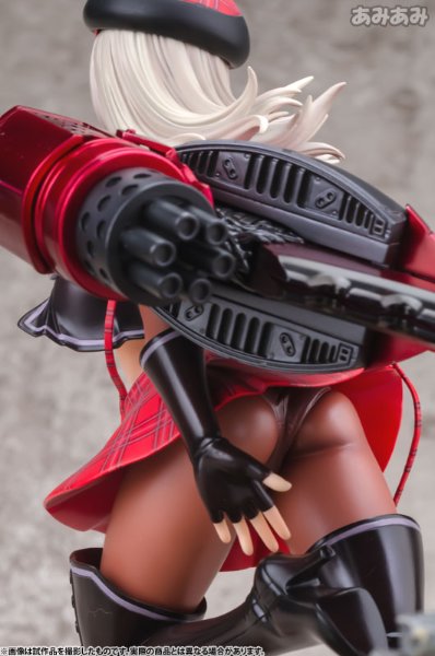 噬神者：爆裂 艾莉莎・伊莉妮琪娜・奥美拉