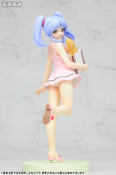 机动战舰抚子号 星野琉璃 买面包归途中 粉色连衣裙