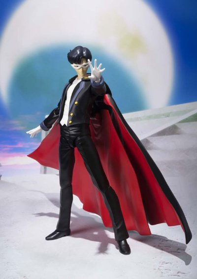 S.H.Figuarts 夜礼服假面 『美少女战士』