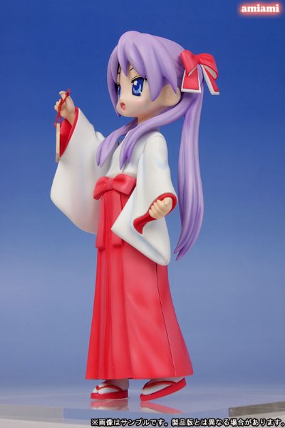 幸运星 柊镜 巫女服Ver. 