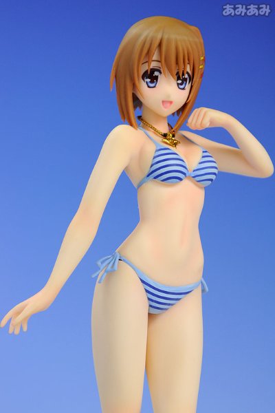 BEACH QUEENS 魔法少女奈叶StrikerS 八神疾风 