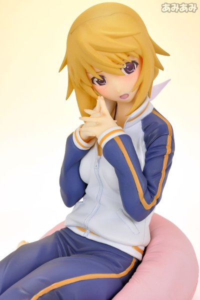 IS〈无限斯特拉托斯〉夏洛特・迪诺亚 运动装