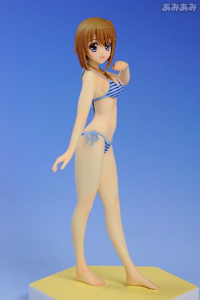 BEACH QUEENS 魔法少女奈叶StrikerS 八神疾风 