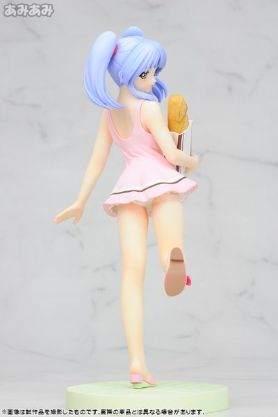 机动战舰抚子号 星野琉璃 买面包归途中 粉色连衣裙