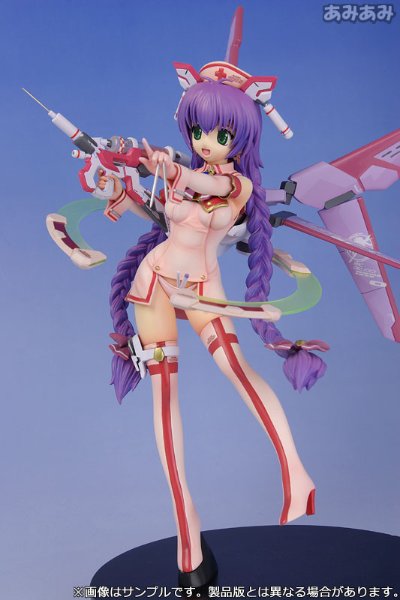 スク水メカナース少女ナナ （メガミマガジンクリエイターズ vol.8 表紙より）