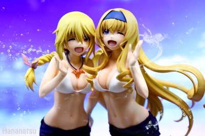 IS〈无限斯特拉托斯〉  夏洛特＆塞西莉娅 泳装