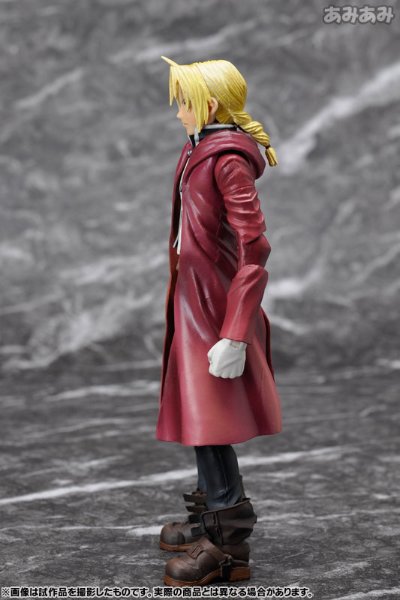 PlayArts改 钢之炼金术师 FULLMETAL ALCHEMIST 爱德华・艾尔利克 可动手办