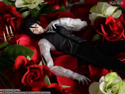 REAL ACTION HEROES No.689 RAH 黑執事 Book of Circus 塞巴斯蒂安・米卡利斯