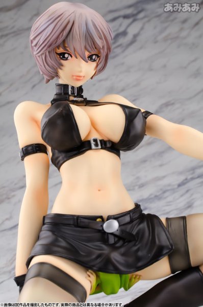 寄性獣医鈴音 有薗鈴音