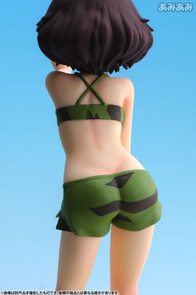 BEACH QUEENS 少女与战车 秋山優花里