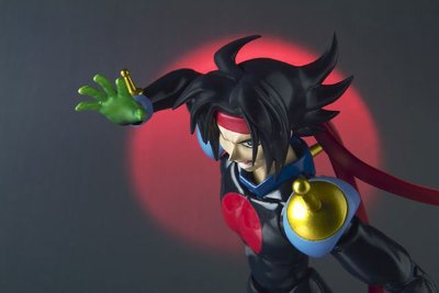 S.H.Figuarts 多蒙・卡修