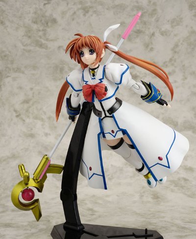 GUTTOKURU人形收藏系列16 魔法少女奈叶StrikerS 高町奈叶