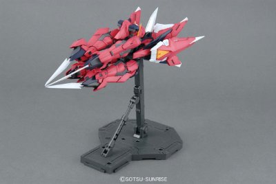 MG 1/100 神盾高达