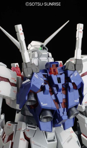 MG 1/100 机动战士高达UC  RX-0 独角兽高达 Ver. Ka, Titanium Finish