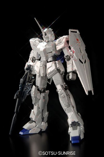 MG 1/100 机动战士高达UC  RX-0 独角兽高达 Ver. Ka, Titanium Finish