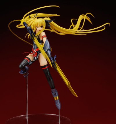魔法少女奈叶StrikerS 	菲特·泰斯塔罗沙 Shin Sonic Form