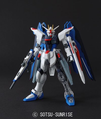 MG 1/100 自由高达【クリア外装パーツ付き】