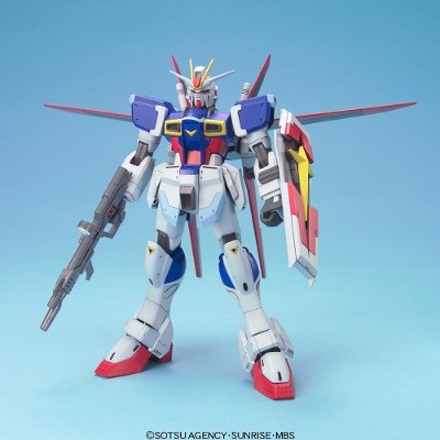 1/100 机动战士高达SEED DESTINY 脉冲高达