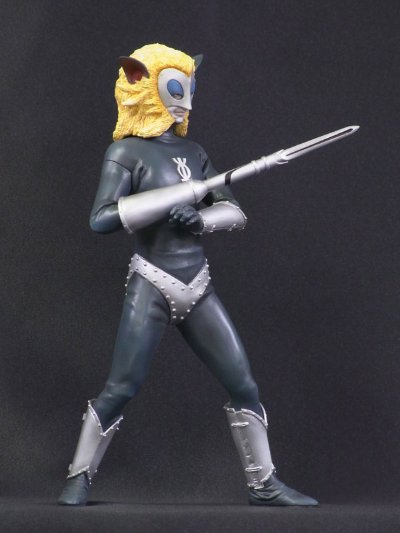 大怪兽系列 马格玛星人