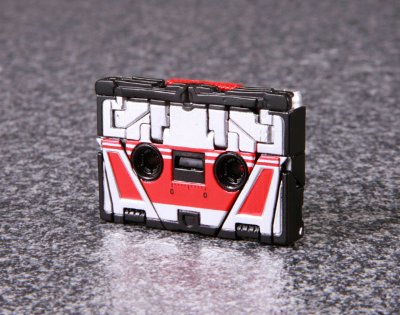 变形金刚 Masterピース MP-13 サウンドウェーブ