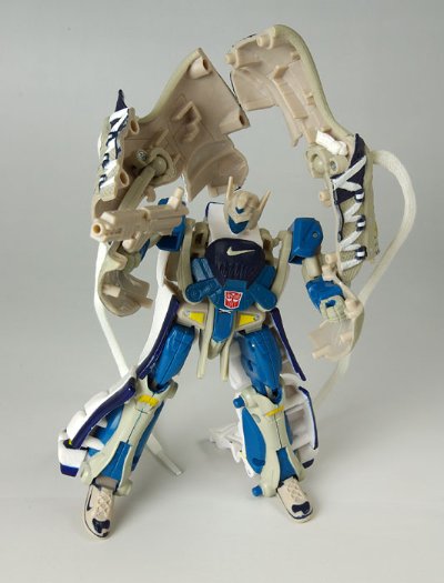 变形金刚 スポーツレーベル コンボイ feat.ナイキ FREE7.0 玛丽ンカラーVer.