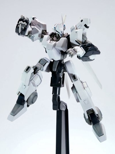 剧场版 机动战舰抚子号 阿丽斯トロメリア Plastic Kit