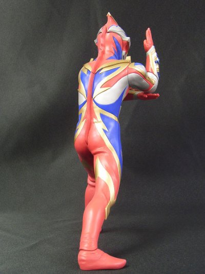 大怪兽系列 梦比优斯奥特曼 凤凰勇者形态