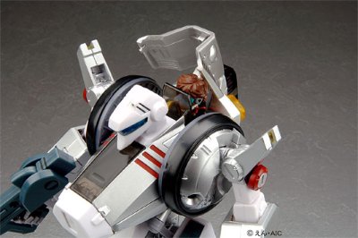 メガゾーン２３ 1/15スケール 完全変形花环 ファクトリーカラー