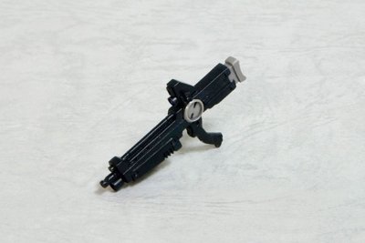 剧场版 机动战舰抚子号 艾斯特巴利斯・カスタム リョーコ机 一部涂装済みPlastic Kit