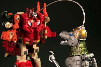 变形金刚 Masterpiece MP-08 Grimlock 钢锁