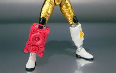 S.H.Figuarts 假面骑士卌骑 电力形态