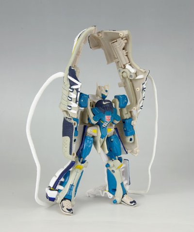 变形金刚 スポーツレーベル コンボイ feat.ナイキ FREE7.0 玛丽ンカラーVer.