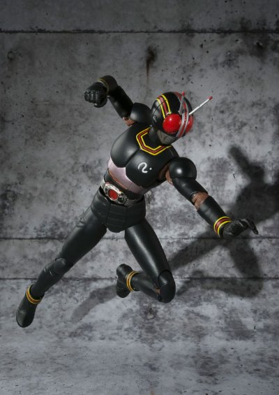 S.H.Figuarts 假面骑士暗日（2013年上市的版本）