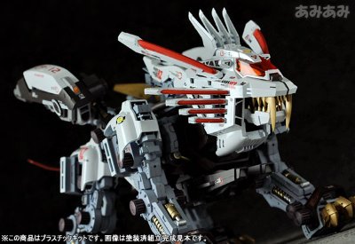 索斯机兽 RZ-028 白色超重剑长牙狮 一部涂装済Plastic Kit irisawa流通限定品