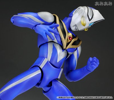 ULTRA-ACT 盖亚奥特曼 阿古茹奥特曼(V2)