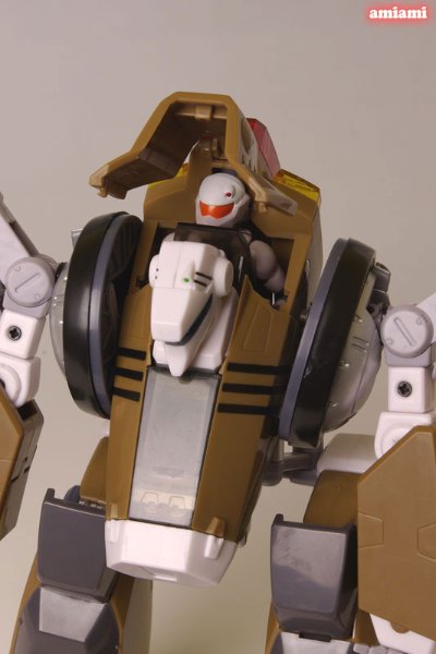 メガゾーン23 1/15スケール 完全変形花环 自治军カラー仕様