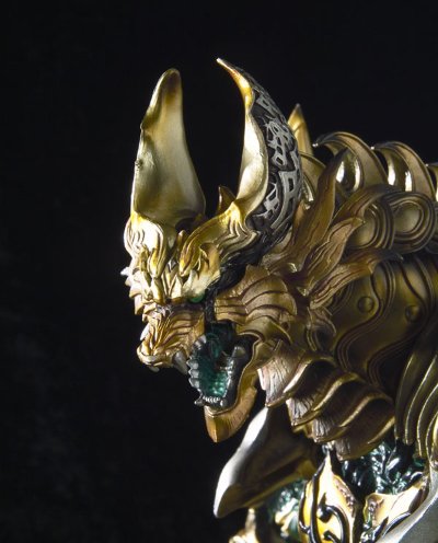 牙狼系列 换装铠甲与剧中道具第五作 心灭兽身牙狼与魔道指环扎尔巴战损版
