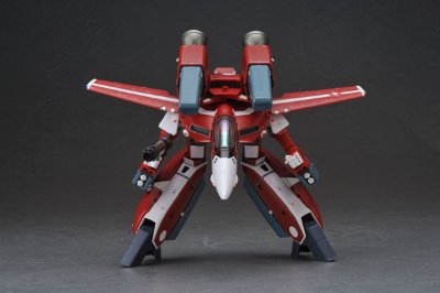 YAMATO超时空要塞系列 1/60 完全変形 VF-1J 米莉雅机 with スーパーパーツ