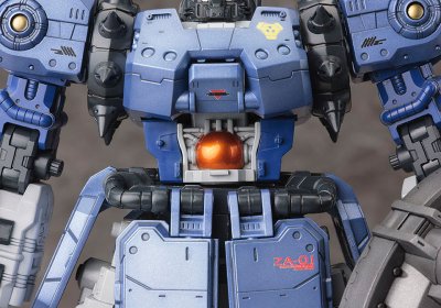 HMM 装甲巨神Z骑士 Z・A01 TYPE-V 玛琳カイザー 1/100