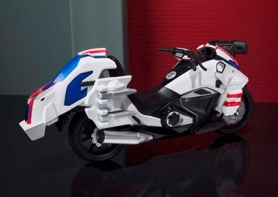 S.H.Figuarts 驾驭马赫号