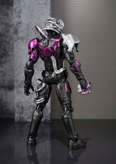 S.H.Figuarts  魔进追猎者