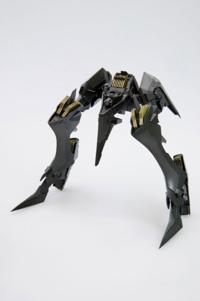 装甲・コア Ormel TYPE-LAHIRE(ライール) ガンメタリックVer. プラキット