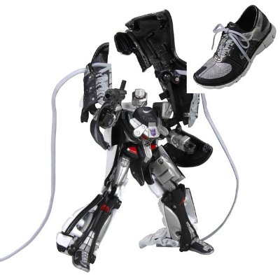 变形金刚 スポーツレーベル メガ特朗 feat.ナイキ FREE7.0