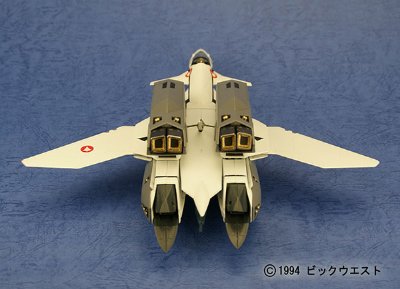 超时空要塞7 VF-11C 雷电 with Super Pack